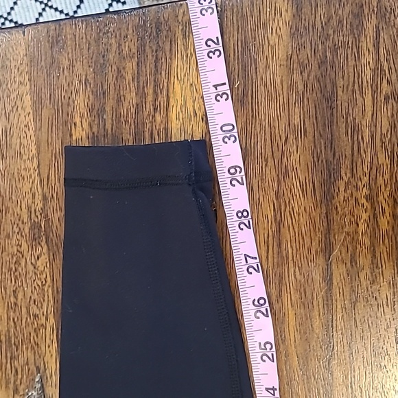 Lululemon Black Leggings Size 6 - Picture 6 of 6